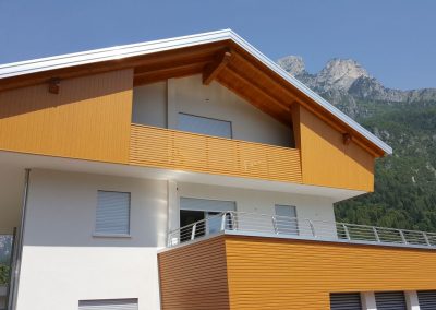 Belluno | Rivestimento facciata e parapetto tecnologico