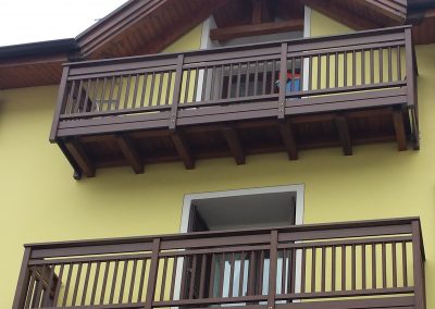 PARAPETTI_BALCONE_RINGHIERE_POGGIOLI_ALLUMINIO_CLASSICO_PALETTI_TRENTINA_DIETRE_SRL