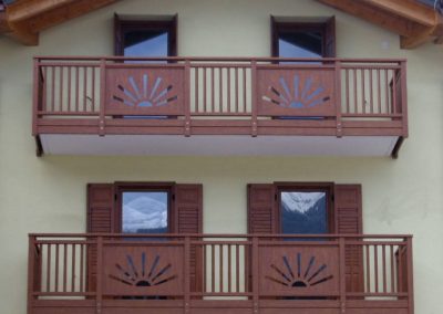 PARAPETTI_BALCONE_RINGHIERE_POGGIOLI_ALLUMINIO_CLASSICO_PALETTI_TRENTINA_DECORO_DIETRE_SRL