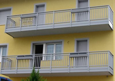 PARAPETTI_BALCONE_ALLUMINIO_CLASSICO_PALETTI_TRENTINA_DIETRE_SRL