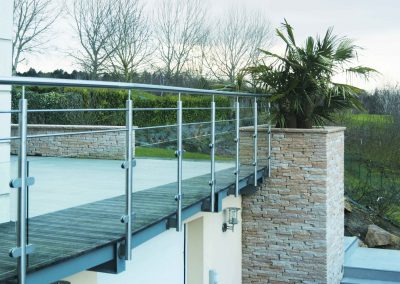 PARAPETTI_BALCONE_MODERNI_RICERCATO_VETRO_ACCIAIO_INOX_DIETRE_SRL