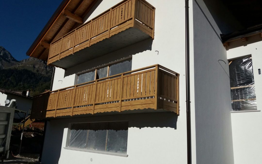 Trentino | Parapetti per poggioli classici con decori