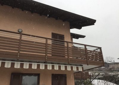 Trentino | Parapetti classici per balconi con listelli in acciaio inox