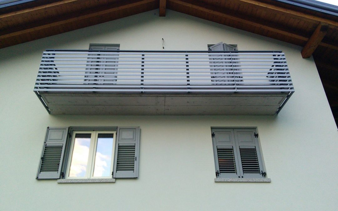 Trentino | Balconi in alluminio e acciaio inox moderni