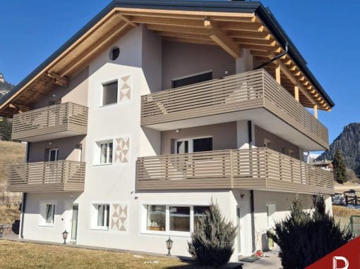 Pera Di Fassa | Collezione Elegance – Ringhiera in alluminio