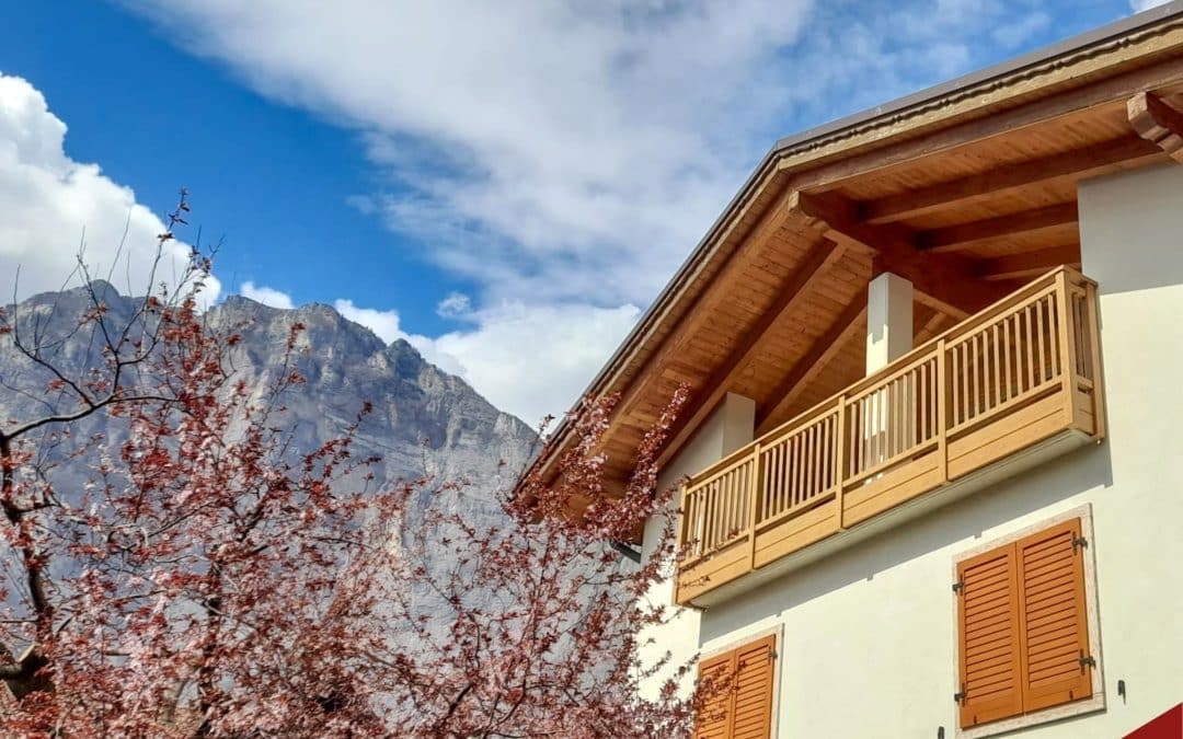Madruzzo | Fiori, effetto legno e tradizione