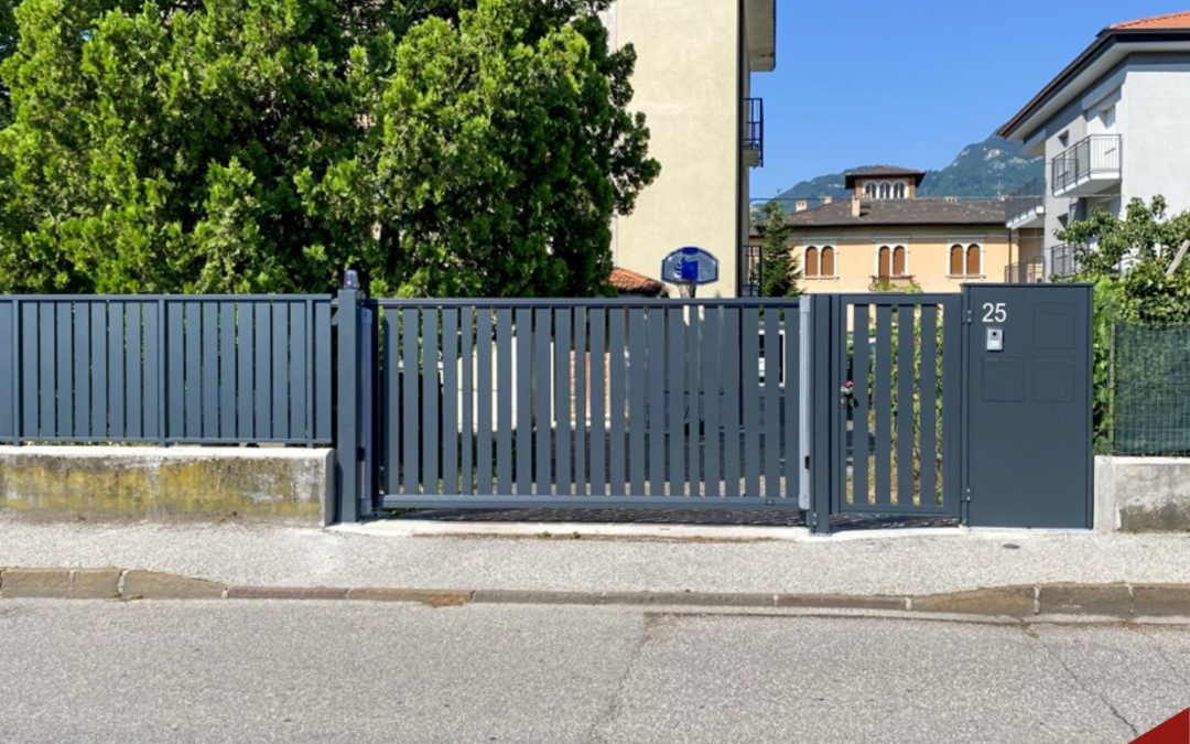 Rovereto | Recinzione e cancello coordinati in alluminio